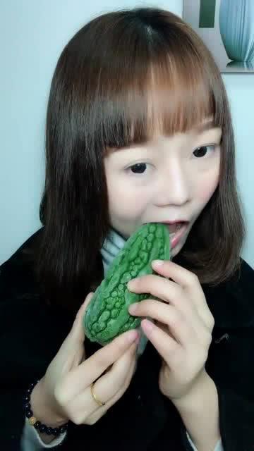 直播吃瓜女生,揭秘网络直播界的“瓜王”传奇