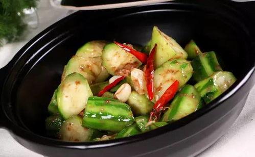 田鸡与疯子吃瓜,一场吃瓜盛宴的疯狂之旅