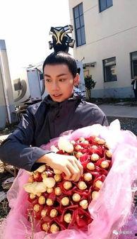 欧阳娜娜正宗吃瓜