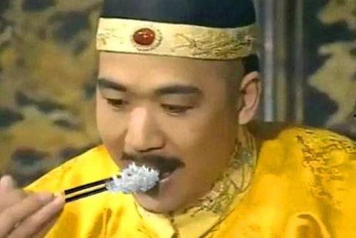 刘金凤皇帝吃瓜,宫廷中的瓜田乐