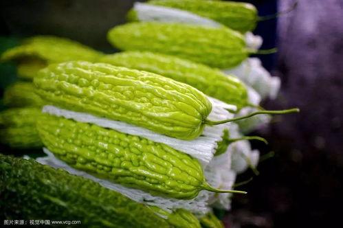 吃两瓜的人,探寻瓜果中的生活智慧